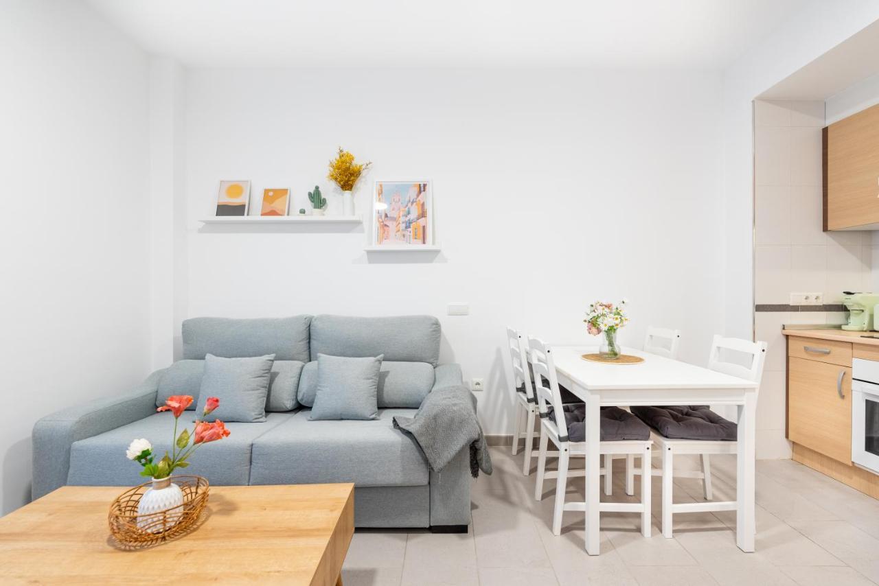 Wintowinrentals Superb New-Look Apartment Malaga Ngoại thất bức ảnh