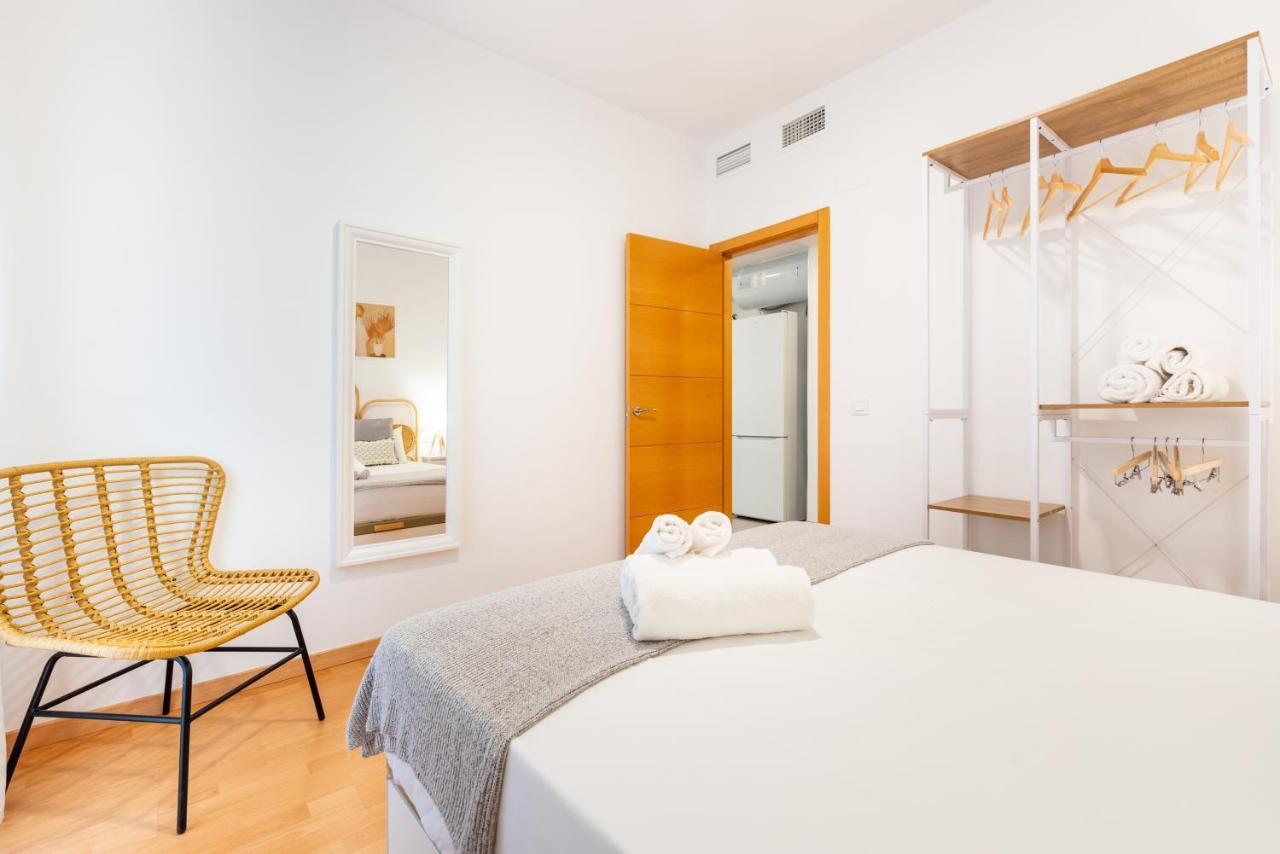 Wintowinrentals Superb New-Look Apartment Malaga Ngoại thất bức ảnh